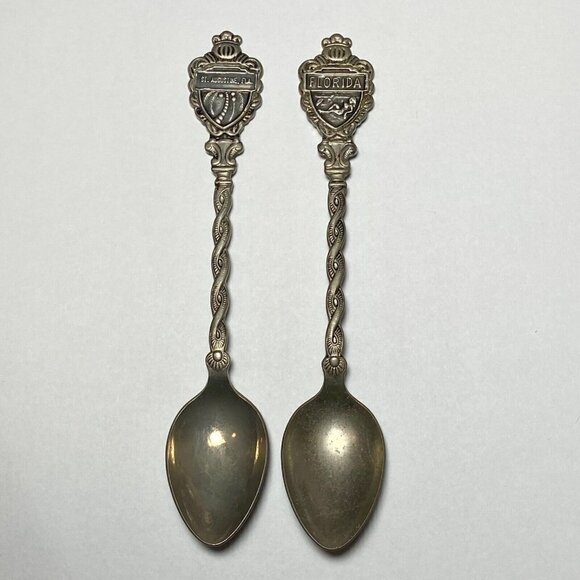 Florida Palm Tree ST Augustine, FLA Lady on Beach 4 3/4” Souvenir Spoons Klepa - Picture 10 of 10